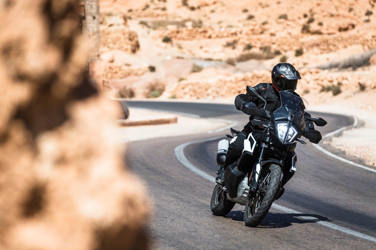 KTM 790 Adventure & 790 Adventure R dai concessionari